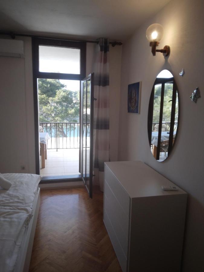 Ivanka Apartments Vrboska Zimmer foto