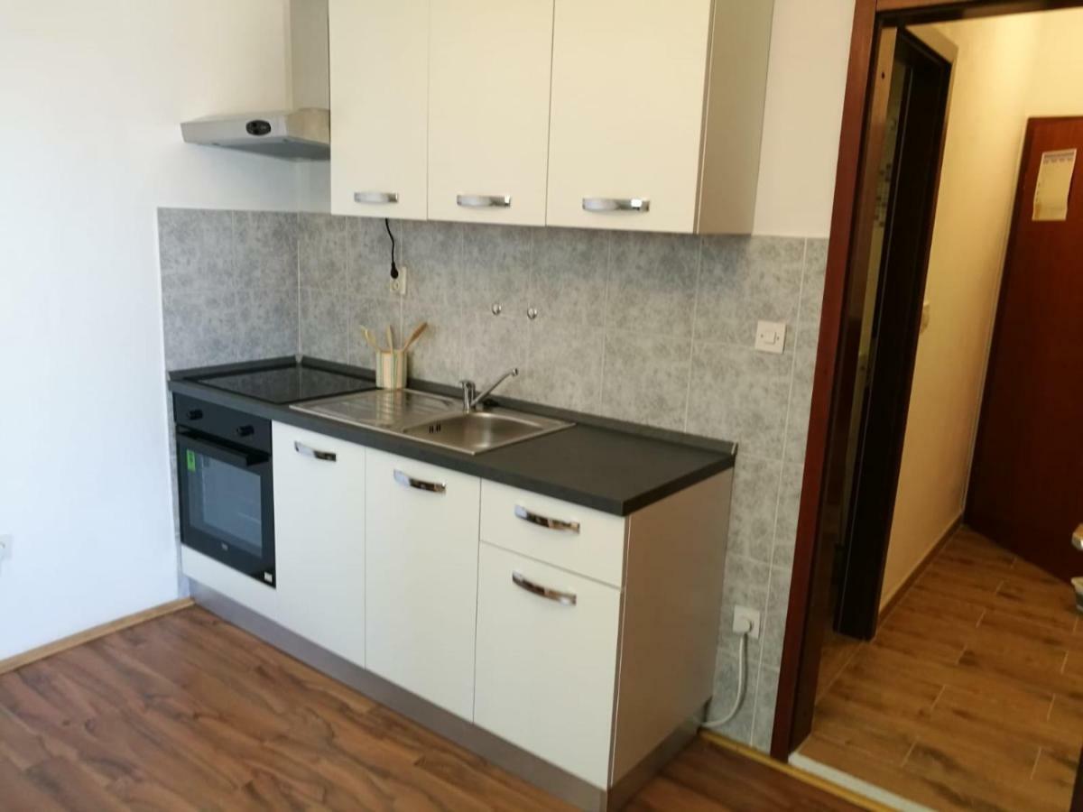 Ivanka Apartments Vrboska Exterior foto
